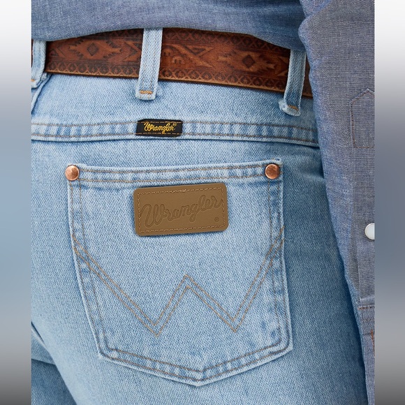 Wrangler Cowboy Cut slim Fit Jeans - Picture 3 of 7
